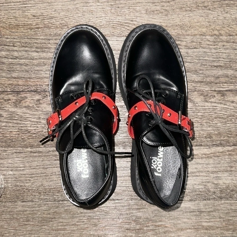 Koi Footwear Platform Lace Up Shoes